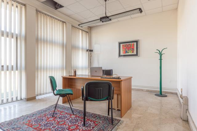 Office in Strada Battaglia 73, Albignasego - Photo 1