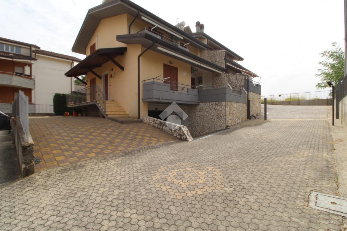 Villa in vendita a Lattarico
