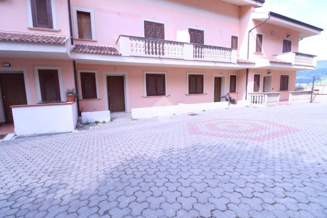 Terraced house in Via Don Gaetano Mauro, Montalto Uffugo - Photo 1