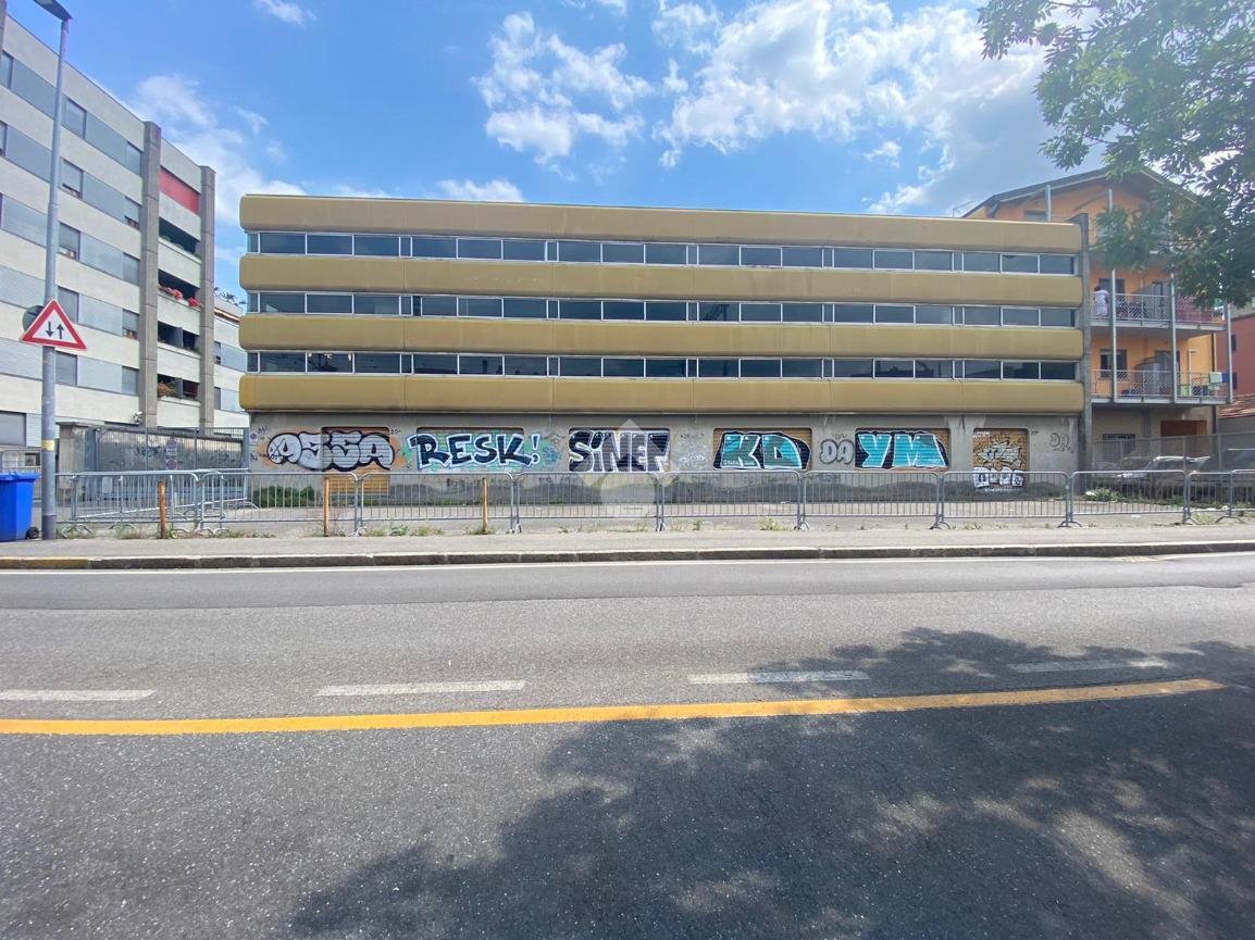 Capannone in Via Maglio del Lotto 20, Bergamo - Foto 1