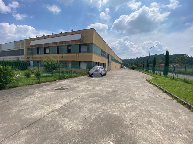 Industrial shed in Via Tonale 70, Albano Sant'Alessandro - Photo 1