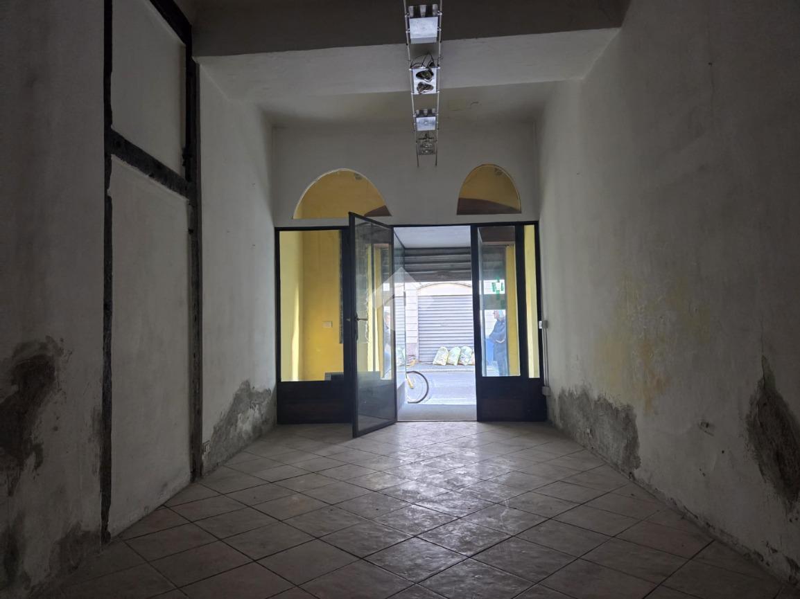 Negozio in Via Verdi 28, Bergamo, {3} - Foto 2