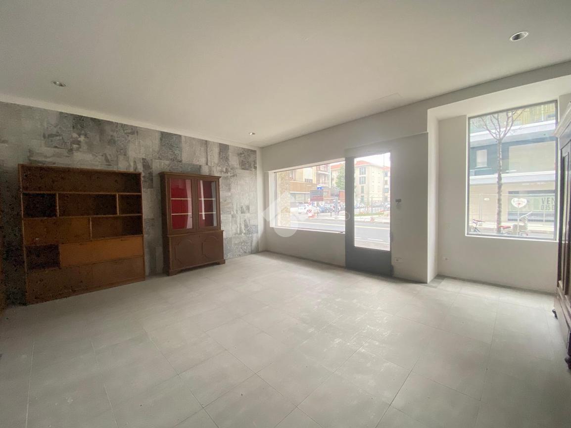 Negozio in Via G. Suardi 47, Bergamo, {3} - Foto 1