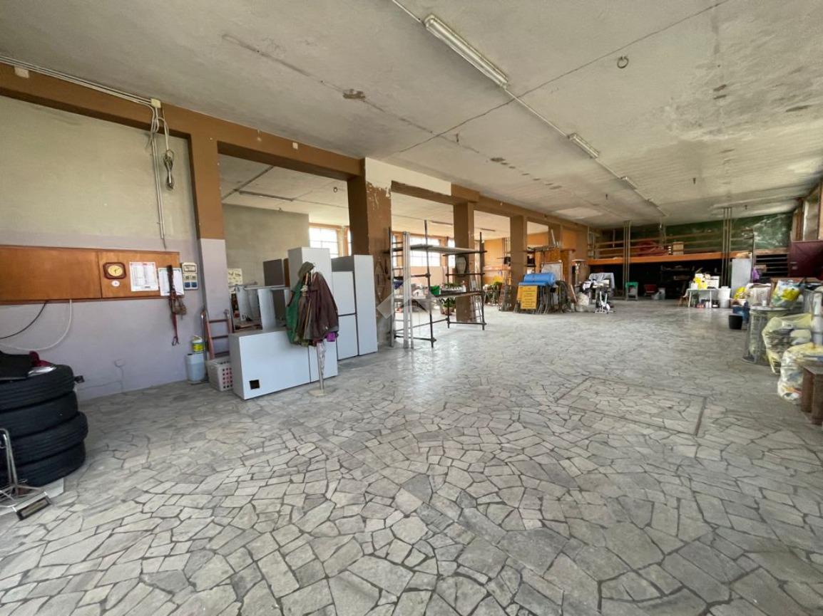 Magazzino in Via Boccaleone 31, Bergamo - Foto 1