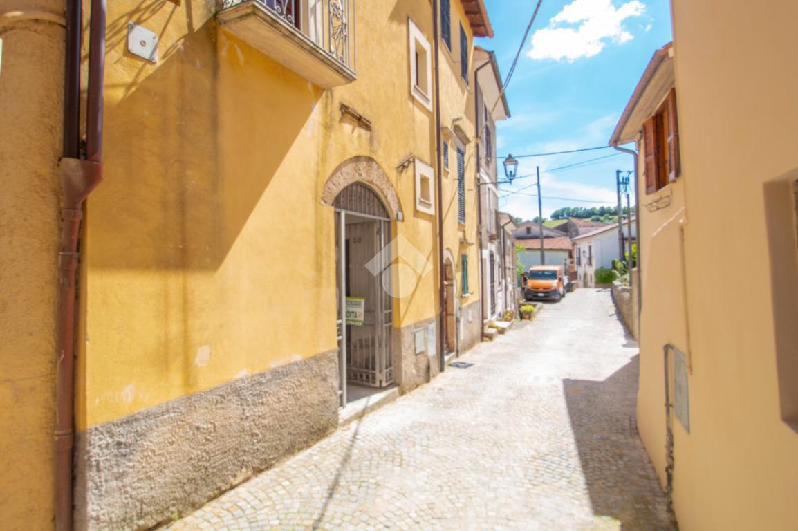 Appartamento in vendita a Castel Sant'Angelo