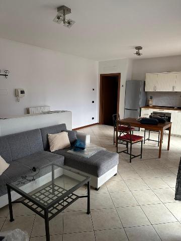 4-room flat, Stra - Photo 1