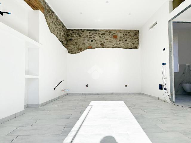 One-room flat in Largo San Siro 1, Sesto Calende - Photo 1