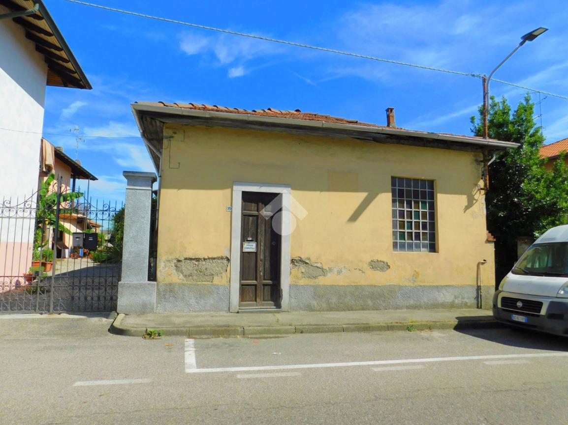 Casa indipendente in vendita a Somma Lombardo