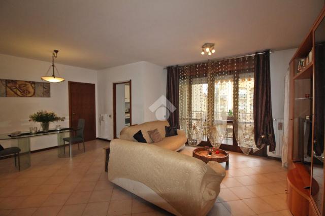 4-room flat in Via Brusa 7, Malnate - Photo 1