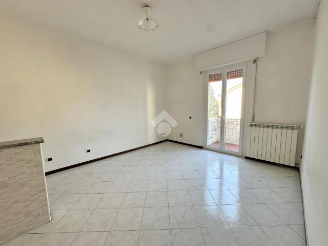 2-room flat in {3}, - Photo 1