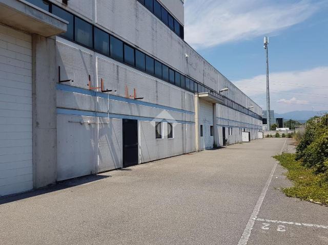 Industrial shed in Via E. Mattei 38, Roncadelle - Photo 1