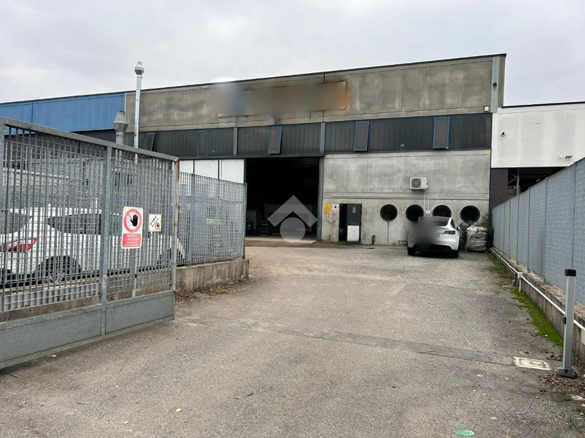 Capannone in Via Industriale 122, Capriano Del Colle, {3} - Foto 2