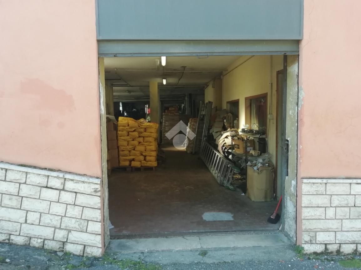 Magazzino in vendita a Brescia
