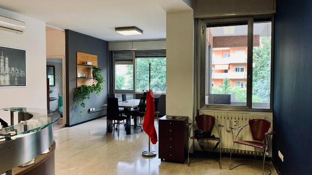 Office in {3}, Via Cipro 30 - Photo 1