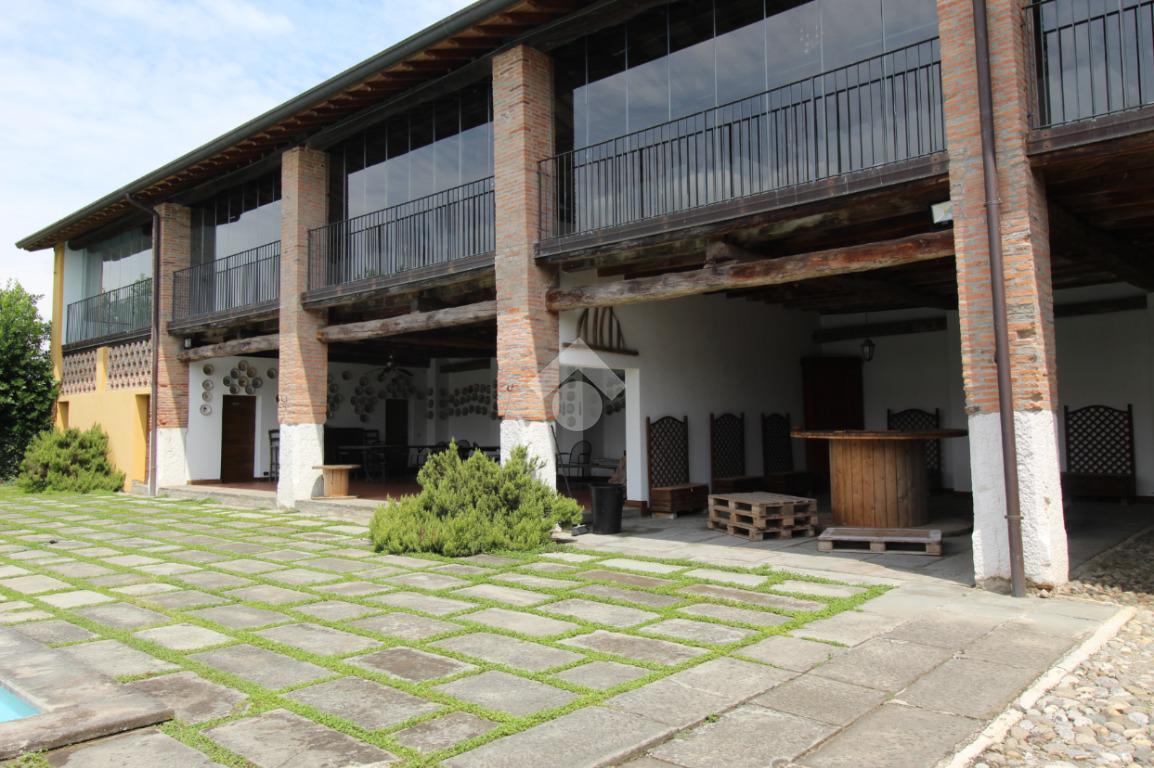 Palazzina commerciale in Via Tese 24, Capriano Del Colle, {3} - Foto 1