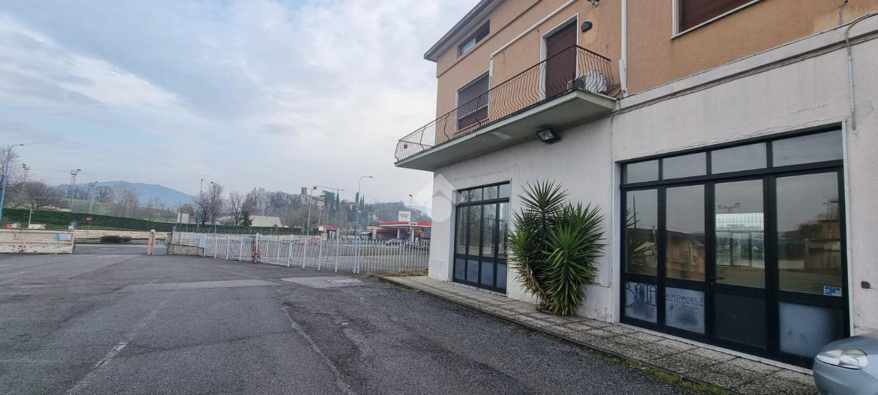 Negozio in Via Valcamonica 19, Brescia, {3} - Foto 2