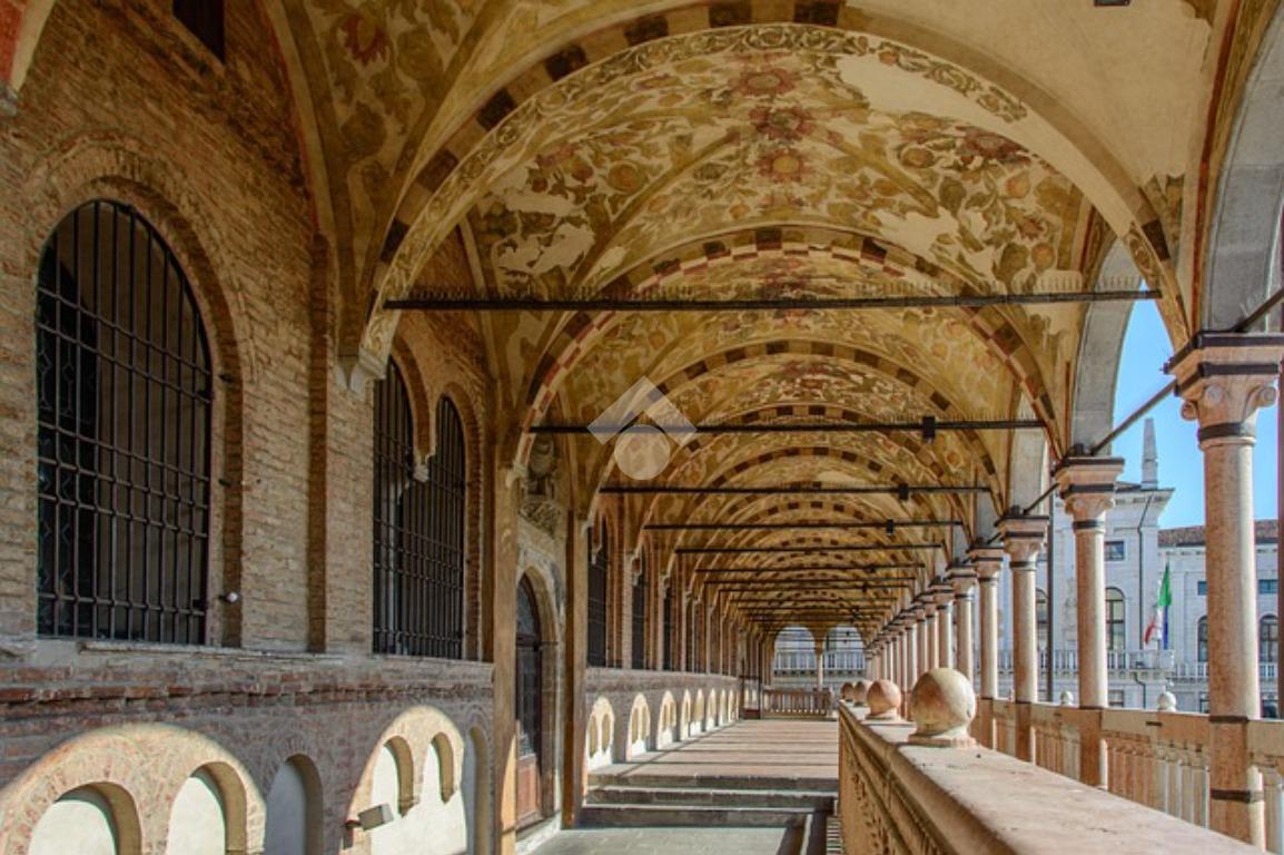Palazzina commerciale in Corso Giacomo Matteotti 19, Brescia, {3} - Foto 1