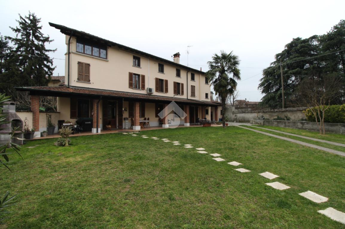 Casa indipendente in vendita a Azzanello
