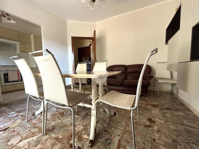 2-room flat in {3}, Viale della Rimembranza 32 - Photo 1