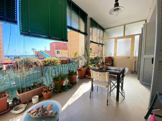 4-room flat in Via Gerolomini 33, Pozzuoli - Photo 1