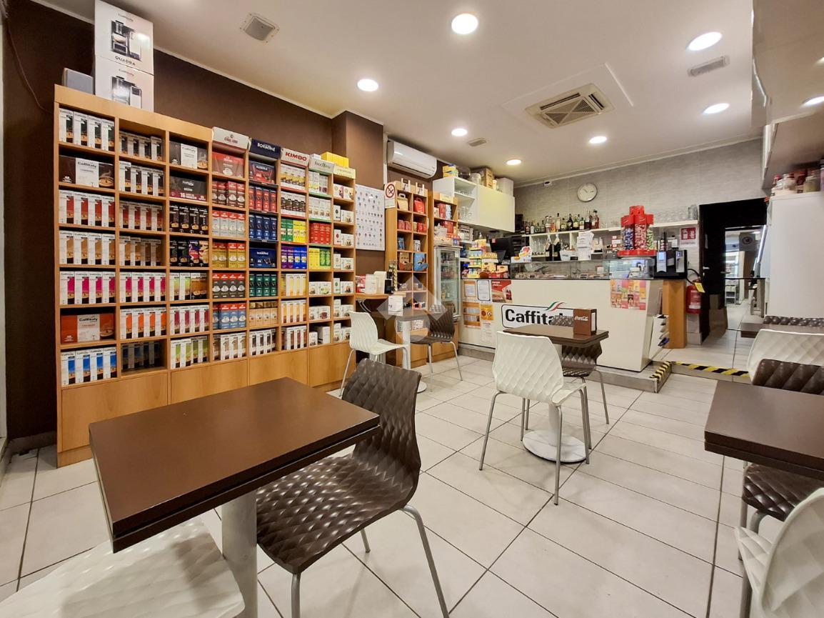 Negozio in Via Roma 53, Desenzano Del Garda, {3} - Foto 2