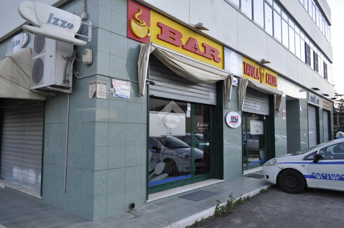 Negozio in Via delle Casermette 36, Foggia, {3} - Foto 2