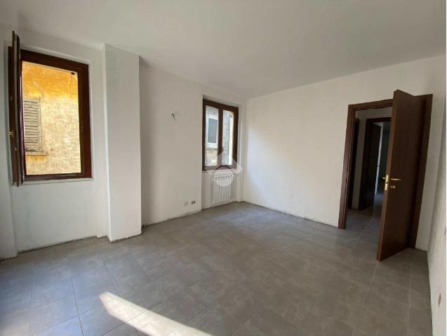 2-room flat in Via Vittorio Emanuele 4, Rogeno - Photo 1