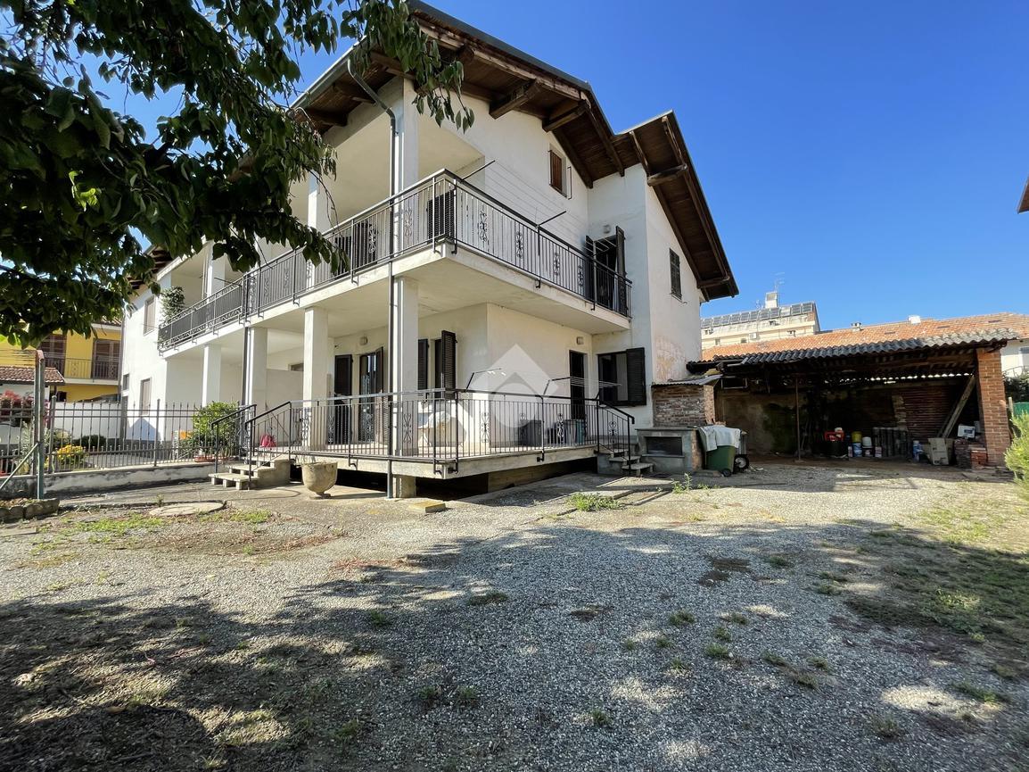 Casa indipendente in vendita a Santhia'