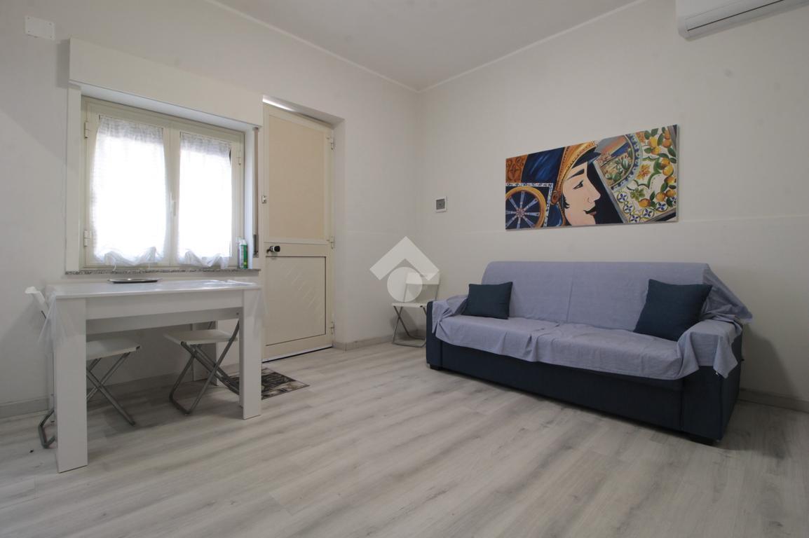 Appartamento in affitto a Valdina