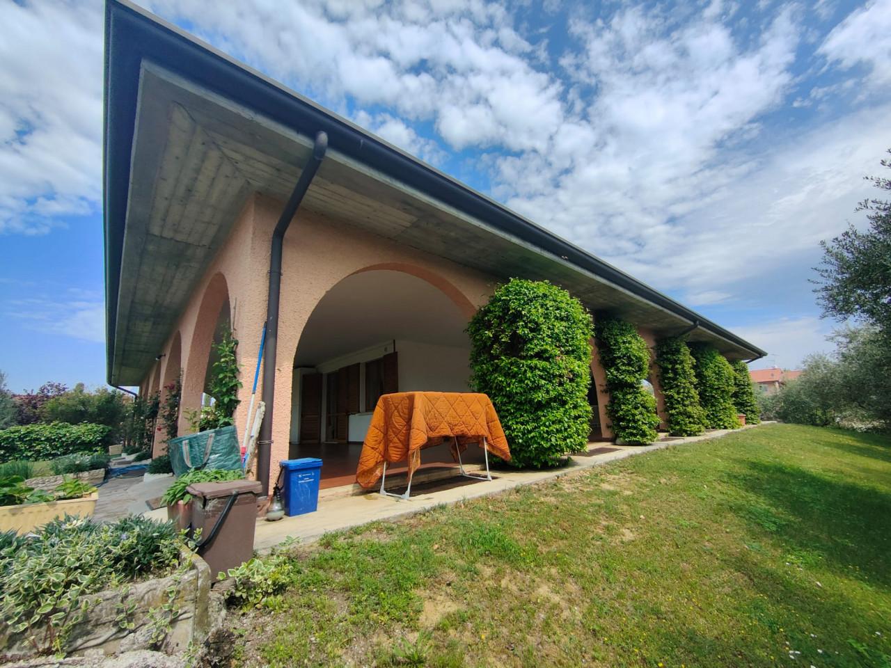 Villa in vendita a Moniga Del Garda