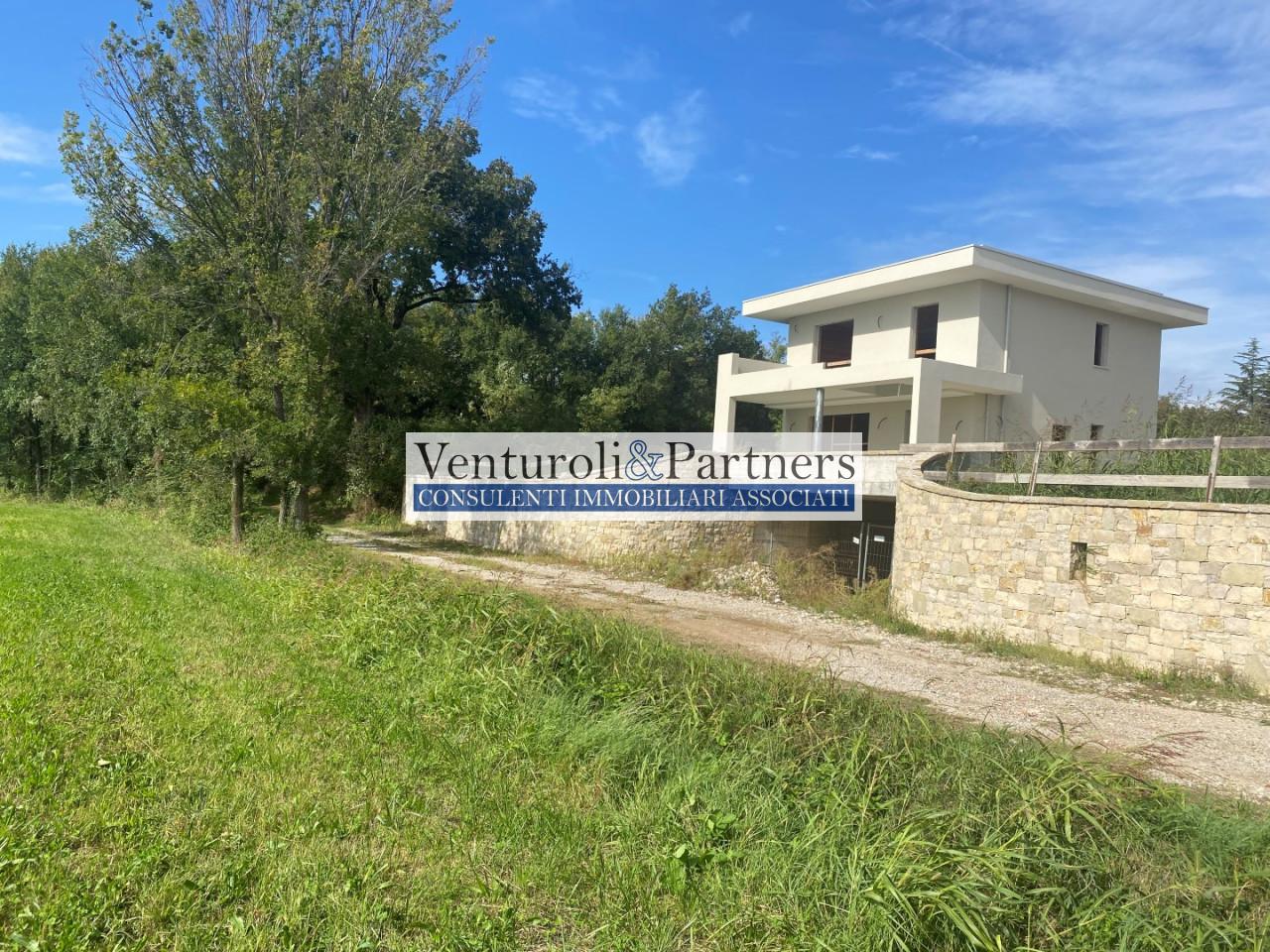 Villa in vendita a Moniga Del Garda