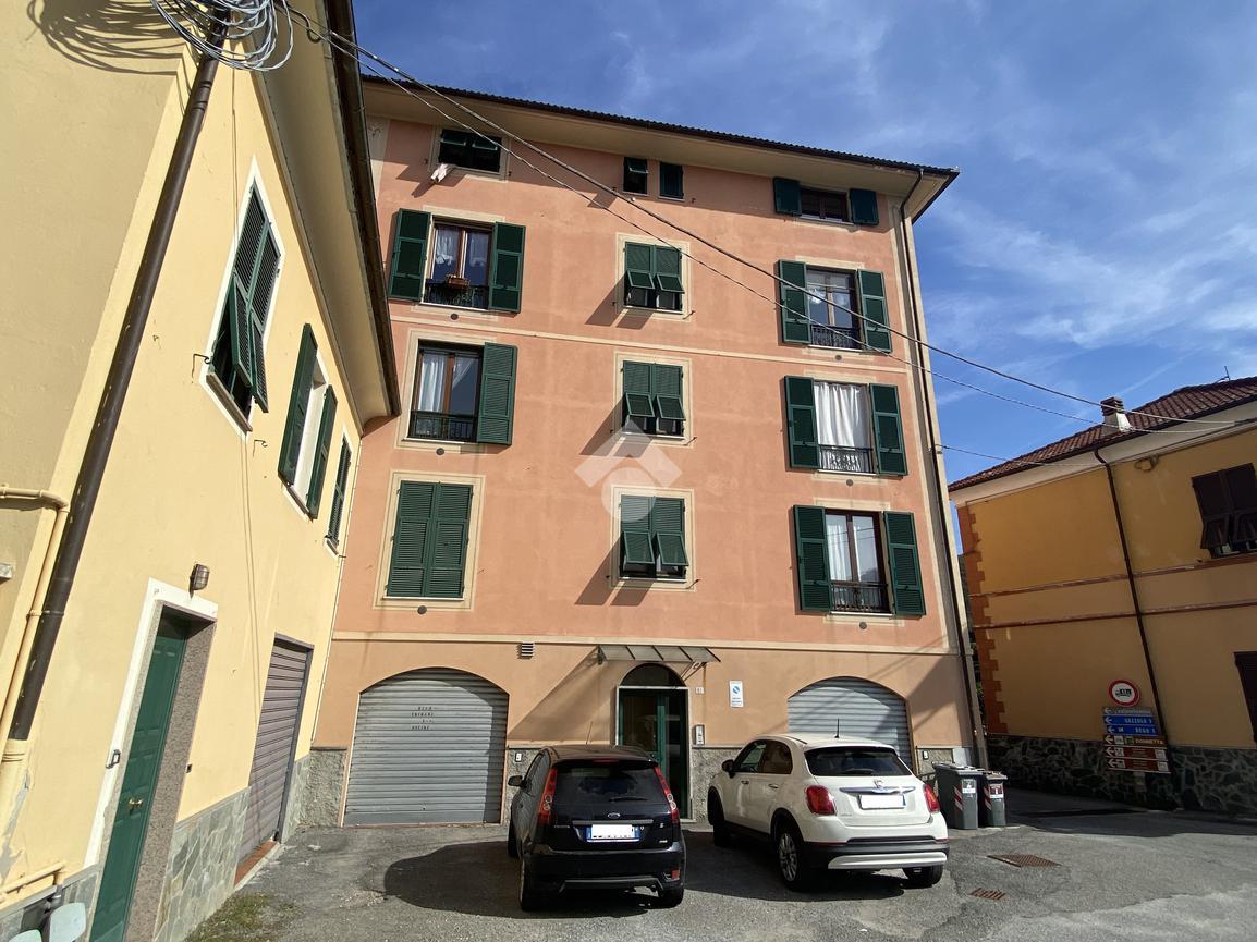 Appartamento in vendita a Montoggio