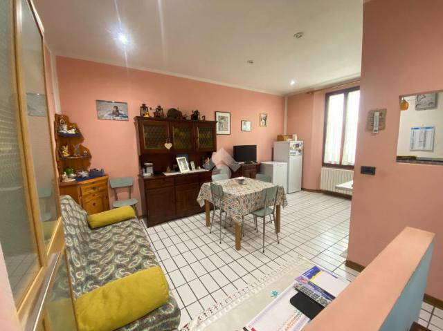 2-room flat in Via Giuseppe Garibaldi 24, Budrio - Photo 1