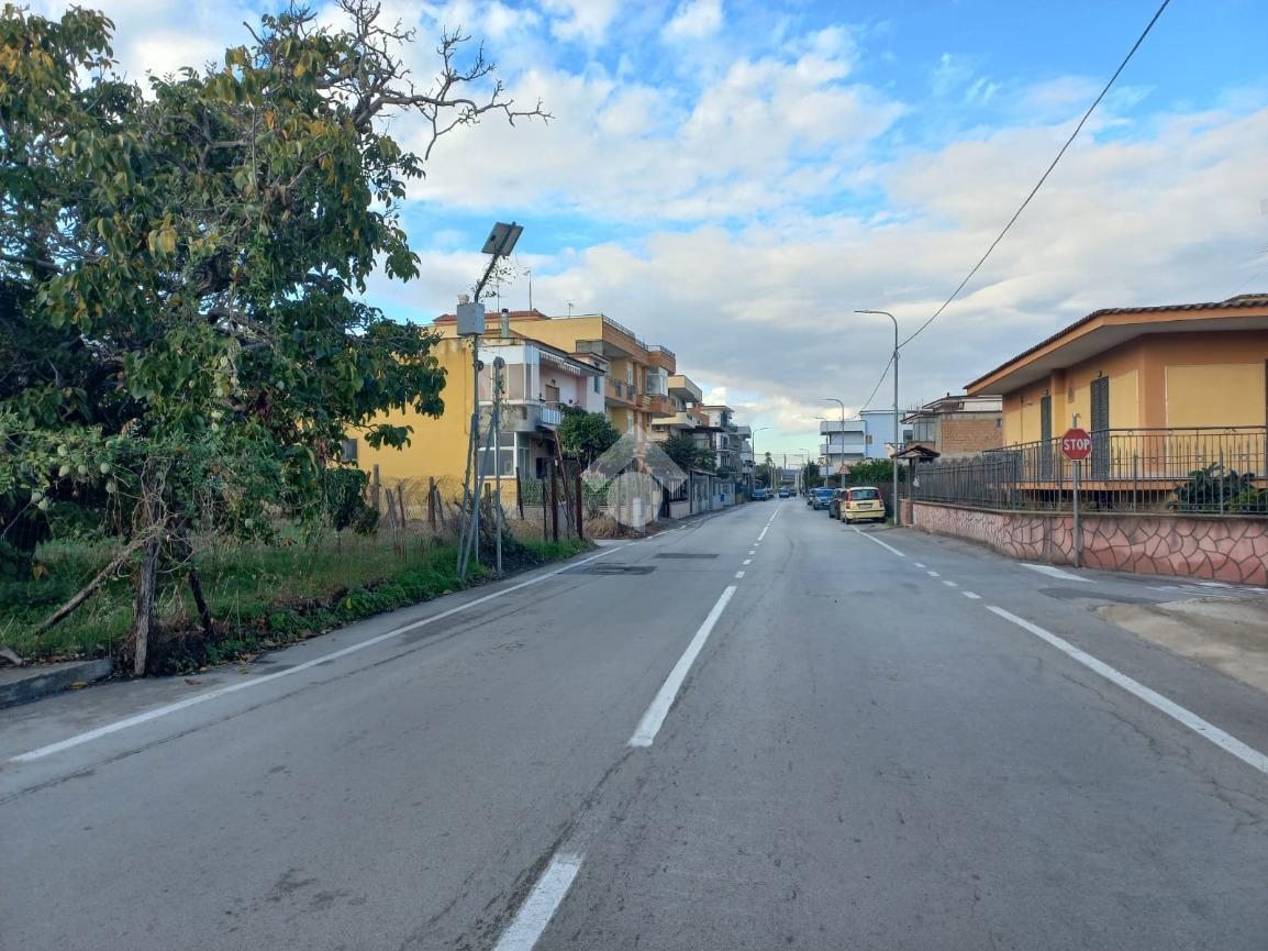 Negozio in Via Rosanea 83, Sant'Anastasia, {3} - Foto 1
