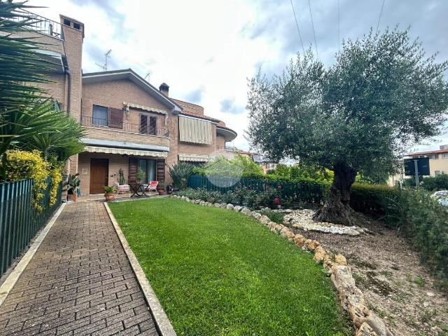 Villa a schiera in {3}, Via Capri - Foto 1