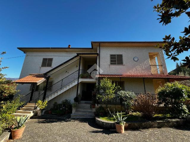 Villa in Via delle Foreste 12, Cosenza - Foto 1