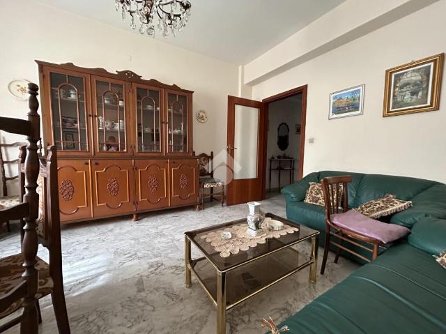 4-room flat in Viale Guglielmo Marconi 60, Cosenza - Photo 1