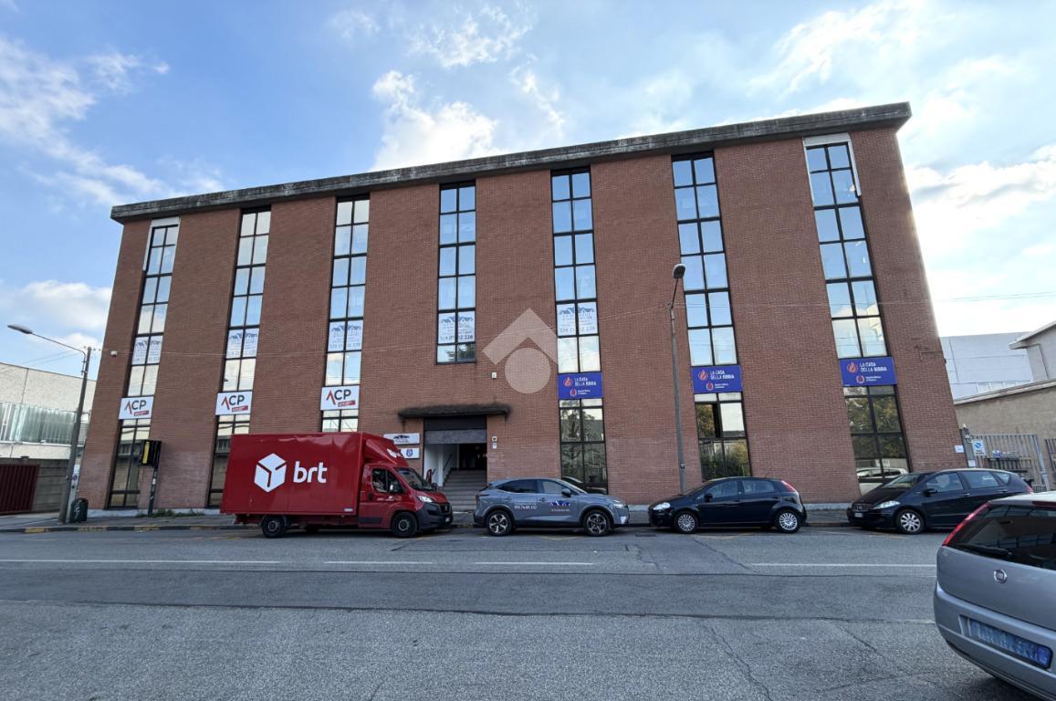 Ufficio in Via Massari 189, Torino, {3} - Foto 1