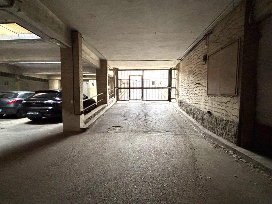 Magazzino in Via Ponderano 27, Torino, {3} - Foto 2