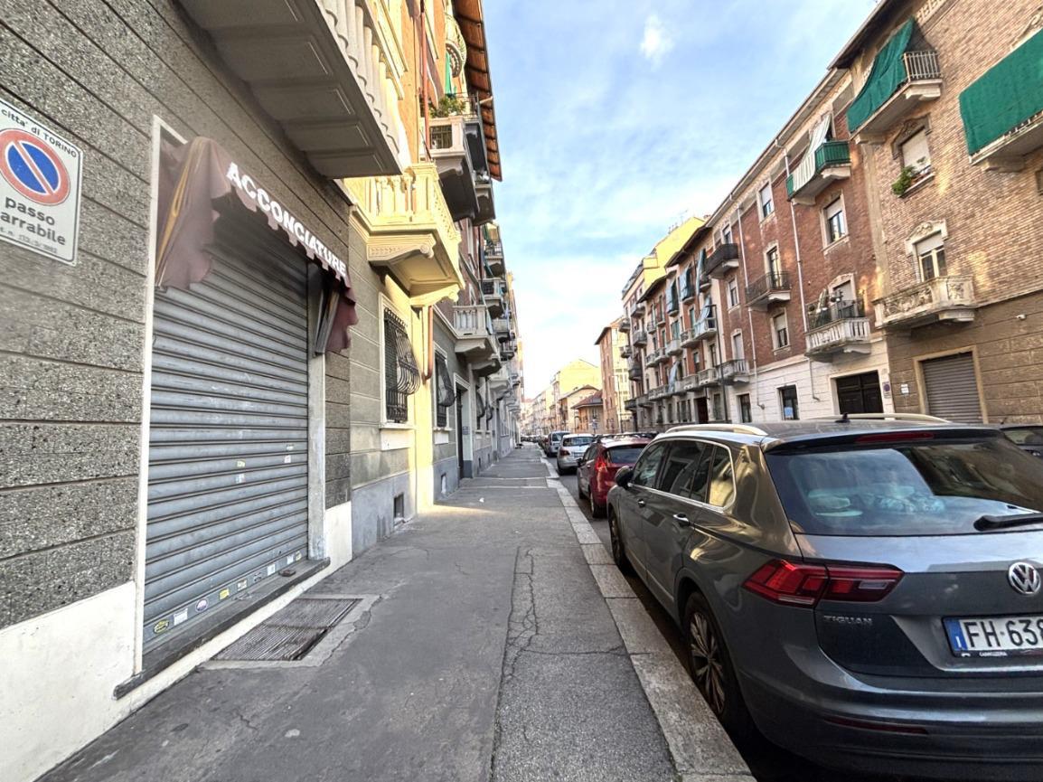 Negozio in Via Colautti 12, Torino, {3} - Foto 2