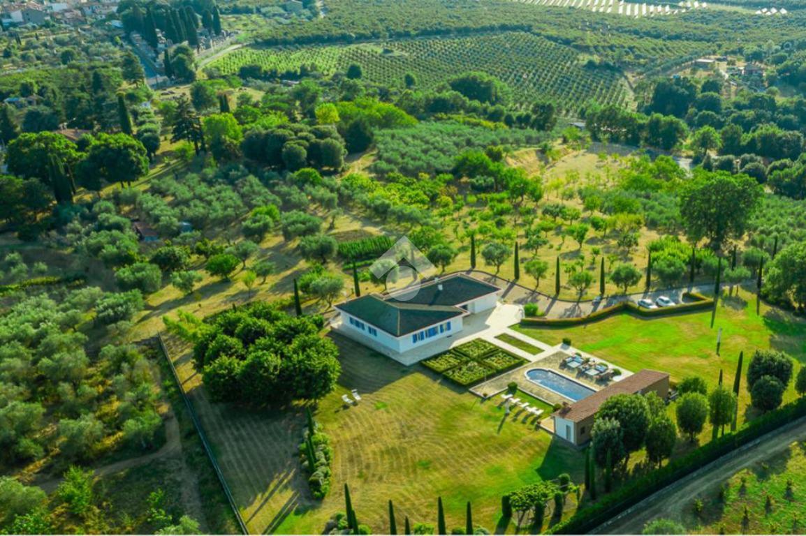 Villa in vendita a Bassano In Teverina