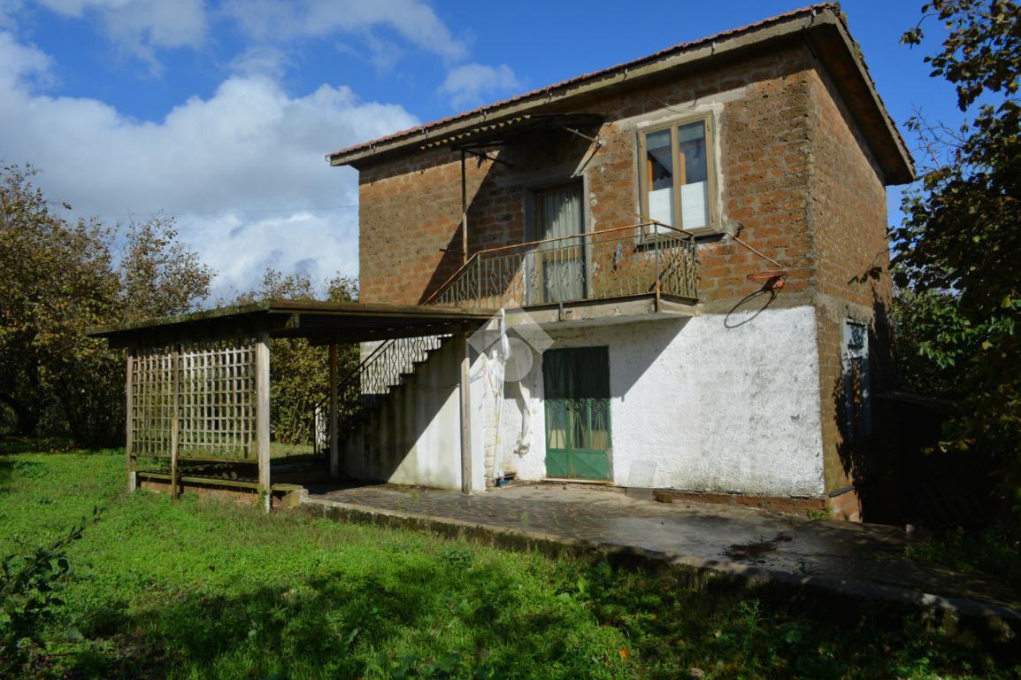 Casa indipendente in vendita a Soriano Nel Cimino