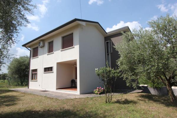 Villa in vendita a Lazise