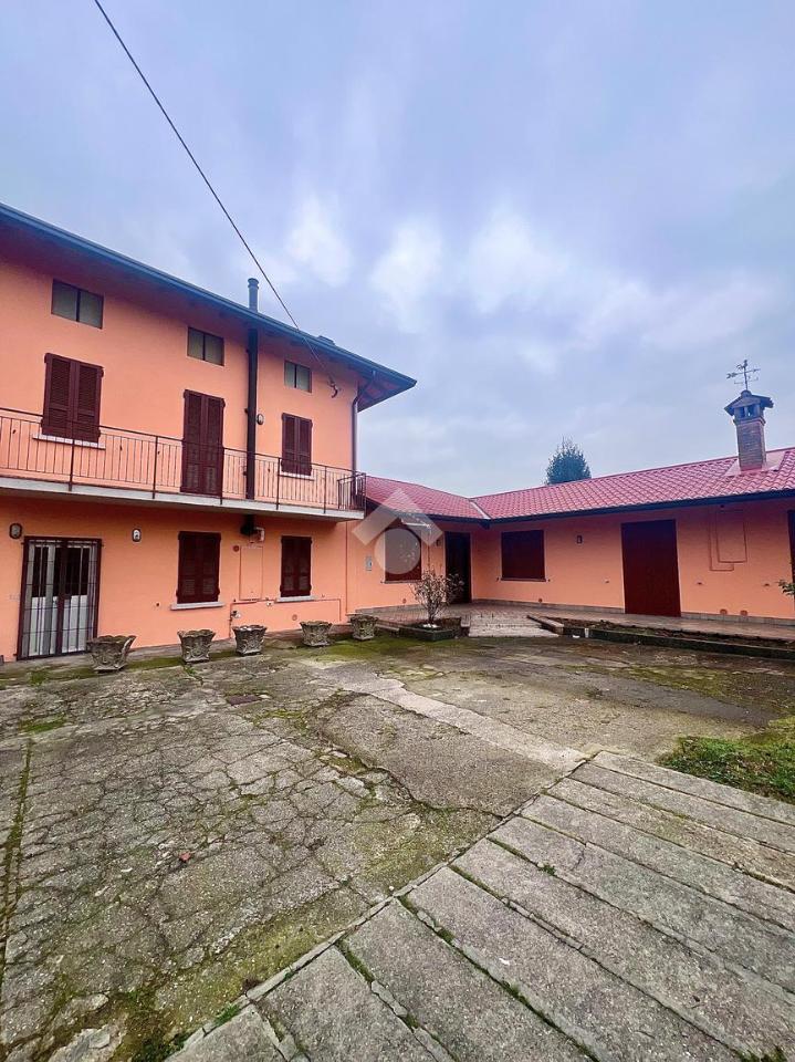 Villa in vendita a Morengo
