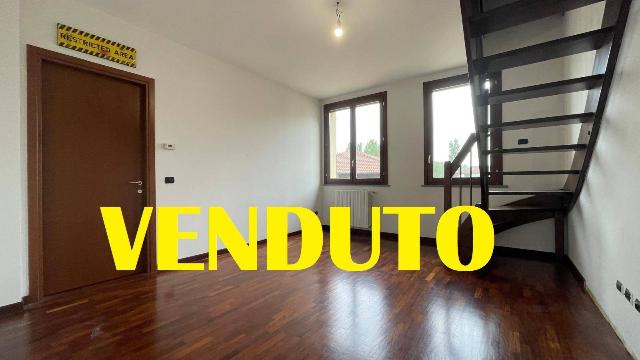 4-room flat in Via dell'Artigianato, Pantigliate - Photo 1