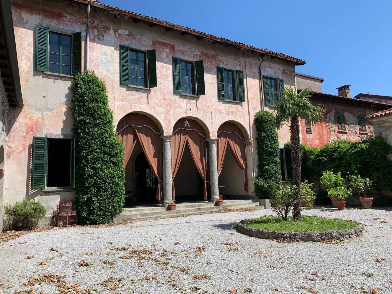 Villa in vendita a Bosisio Parini
