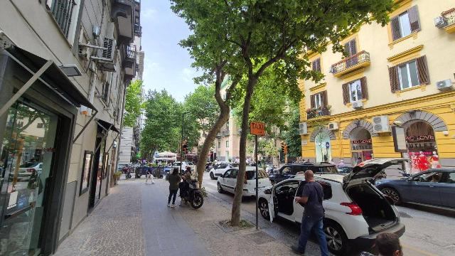 Geschäft in Via Luca Giordano, Napoli - Foto 1