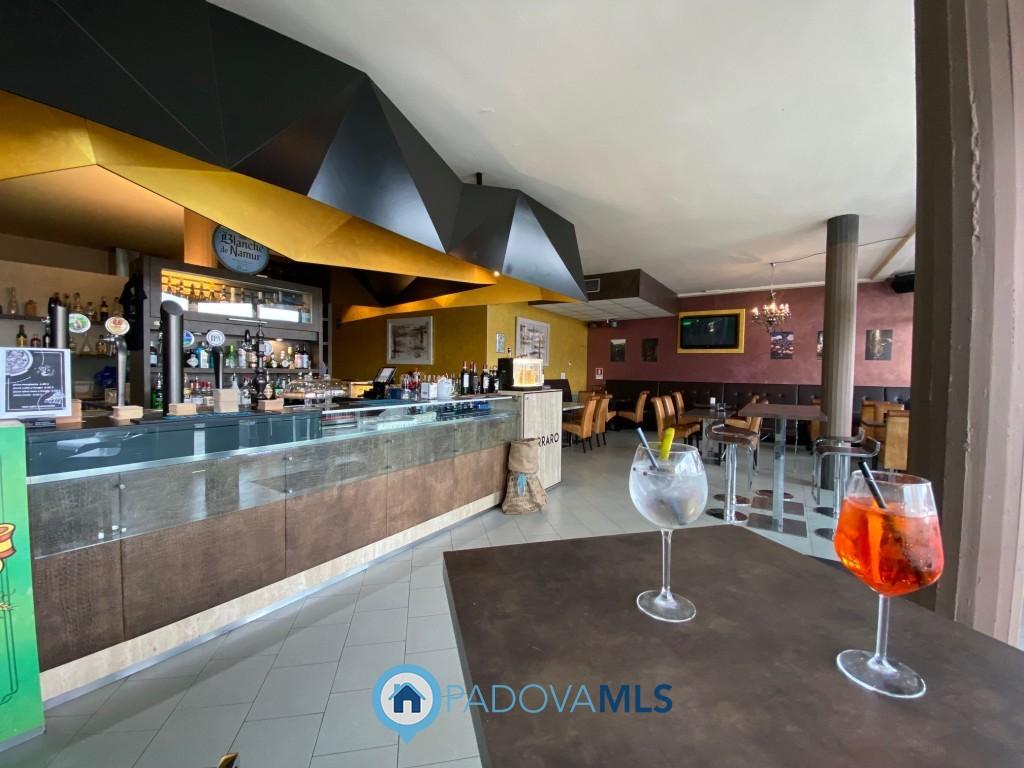 Bar in Via Firenze, Villafranca Padovana - Foto 1
