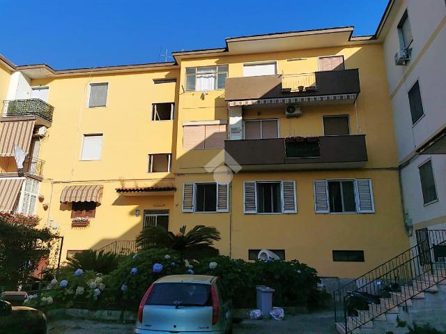 Vierzimmerwohnung in Piazzale Tibullo 5, Castellammare di Stabia - Foto 1