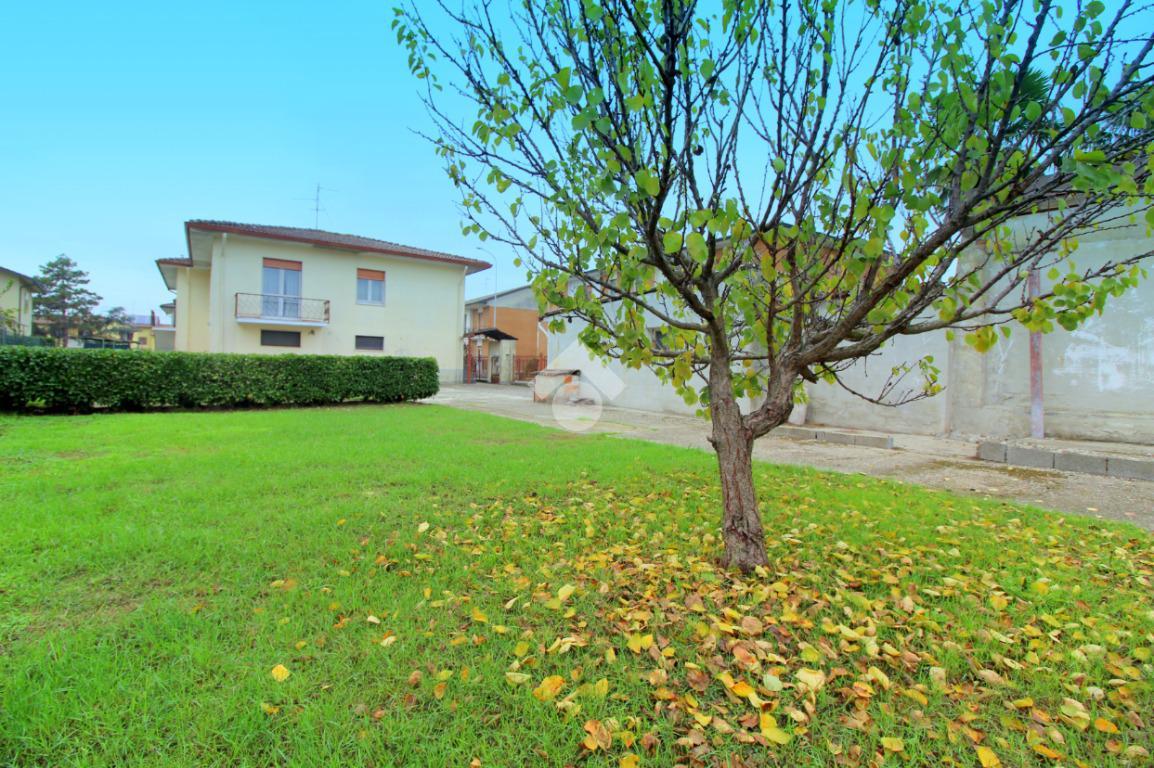 Villa in vendita a Ossago Lodigiano